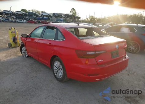 2019 Volkswagen Jetta 1.4T R-Line/1.4T S/1.4T Se z USA, uszkodzony, nr VIN 3VWC57BU6KM028230